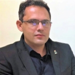 ANDERSON DE OLIVEIRA LOBO